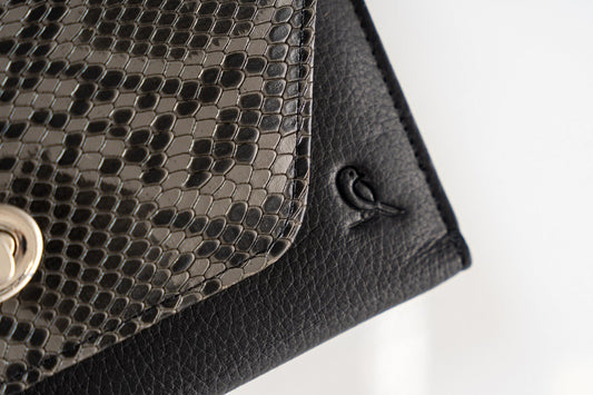 Detox Clutch