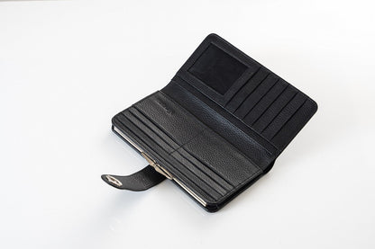The Everyday Clutch