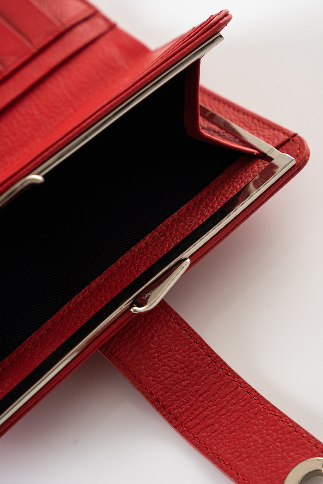 The Everyday Clutch