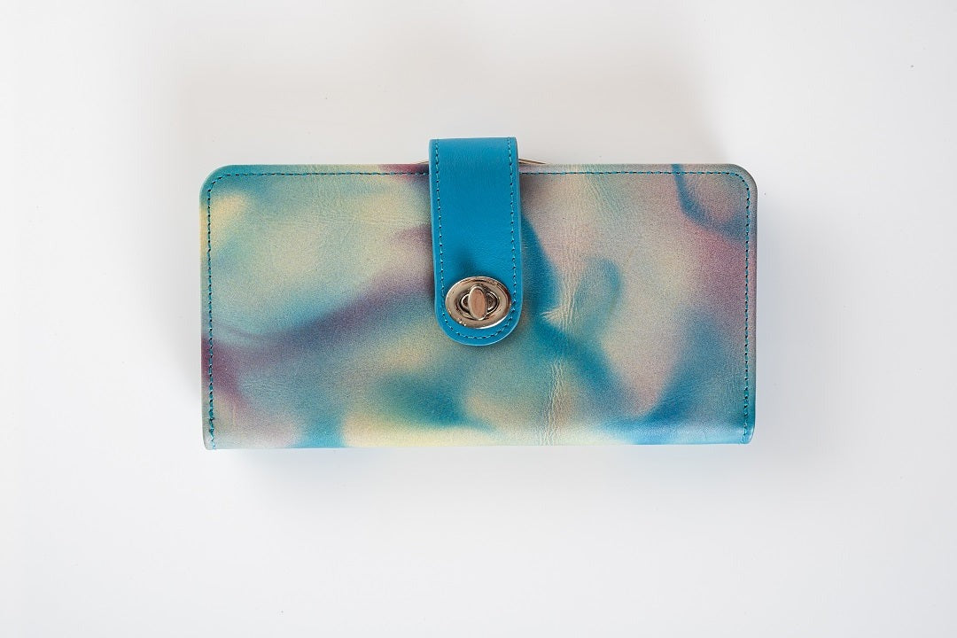The Everyday Clutch