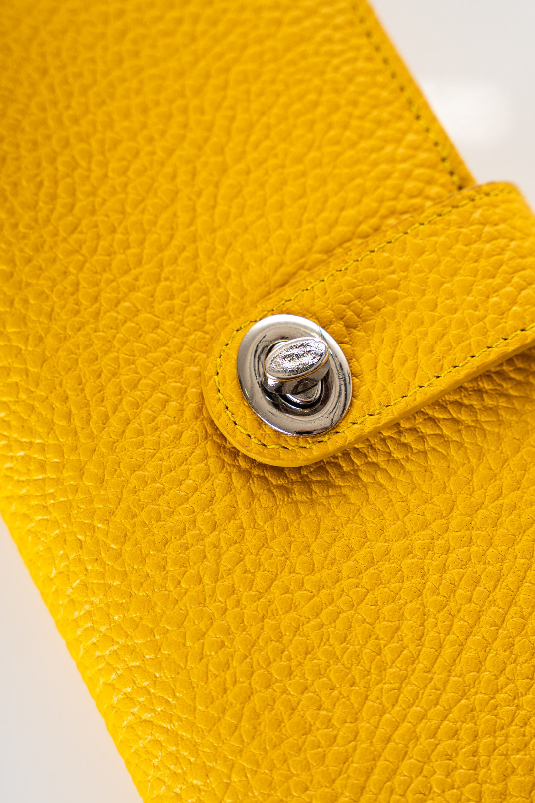 The Everyday Clutch