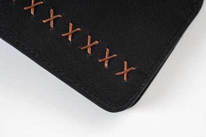 Criss Cross Bi-Fold